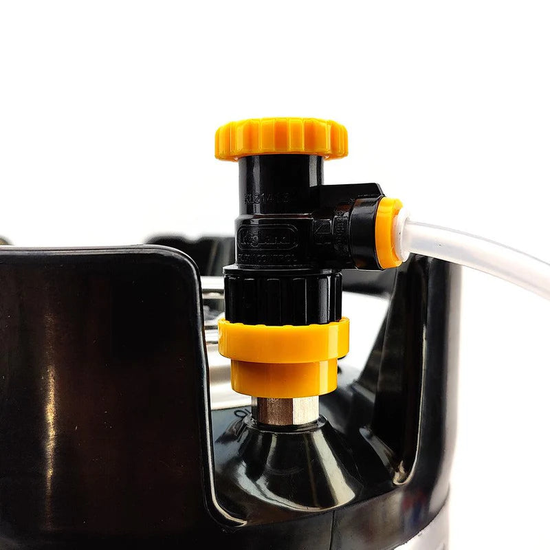 POK duotight 8mm x Flow Control Ball Lock Disconnect (Liquid Black + Yellow)