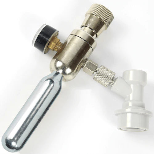 Compact CO2 Regulator with Gauge for Gas Bulbs